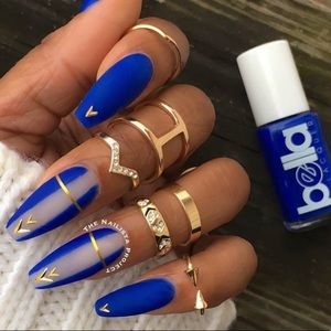 Trade for @xtinatherussian 😘